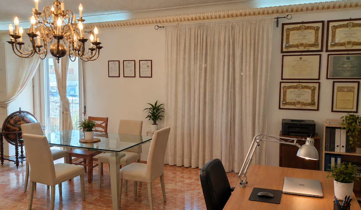Sala riunioni elegante e ordinata